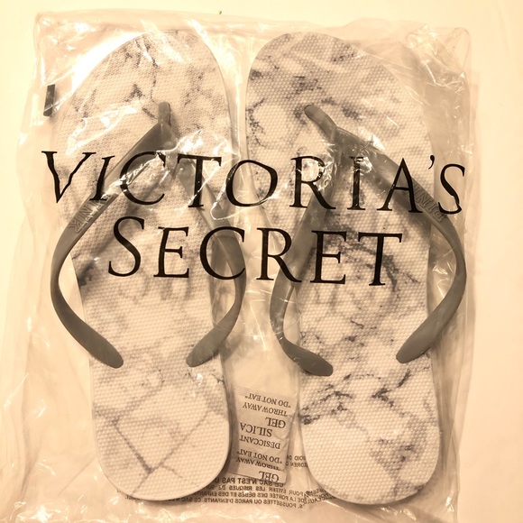 Victoria’s Secret Pink Marble Flip Flops - Picture 2 of 2